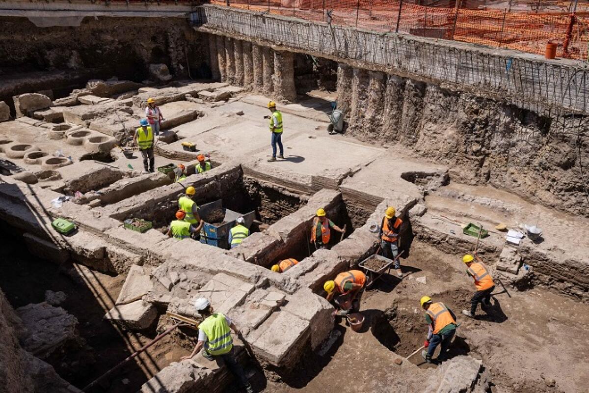 Roma e quell'insopportabile doppiopesismo tra strade e trasporto pubblico - 