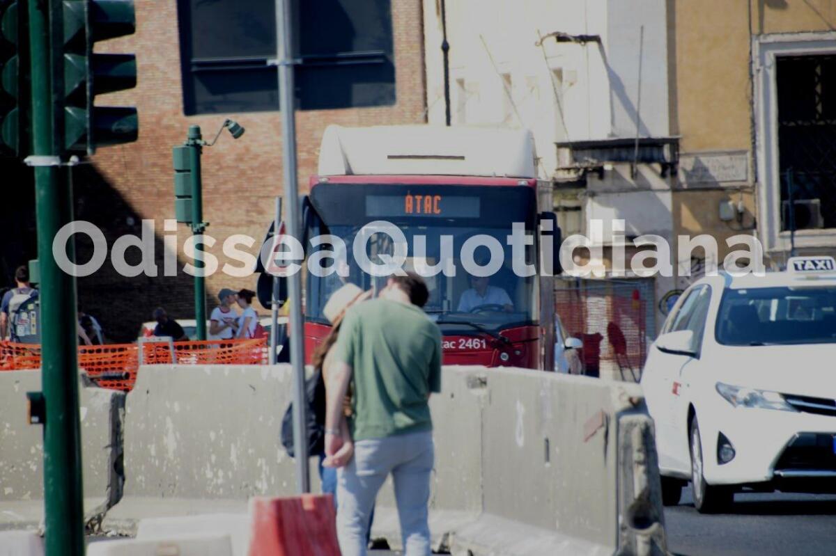 Capolinea Valle Aurelia: le linee 495L, 906 e 892 prolungano alla stazione metro Cipro - 