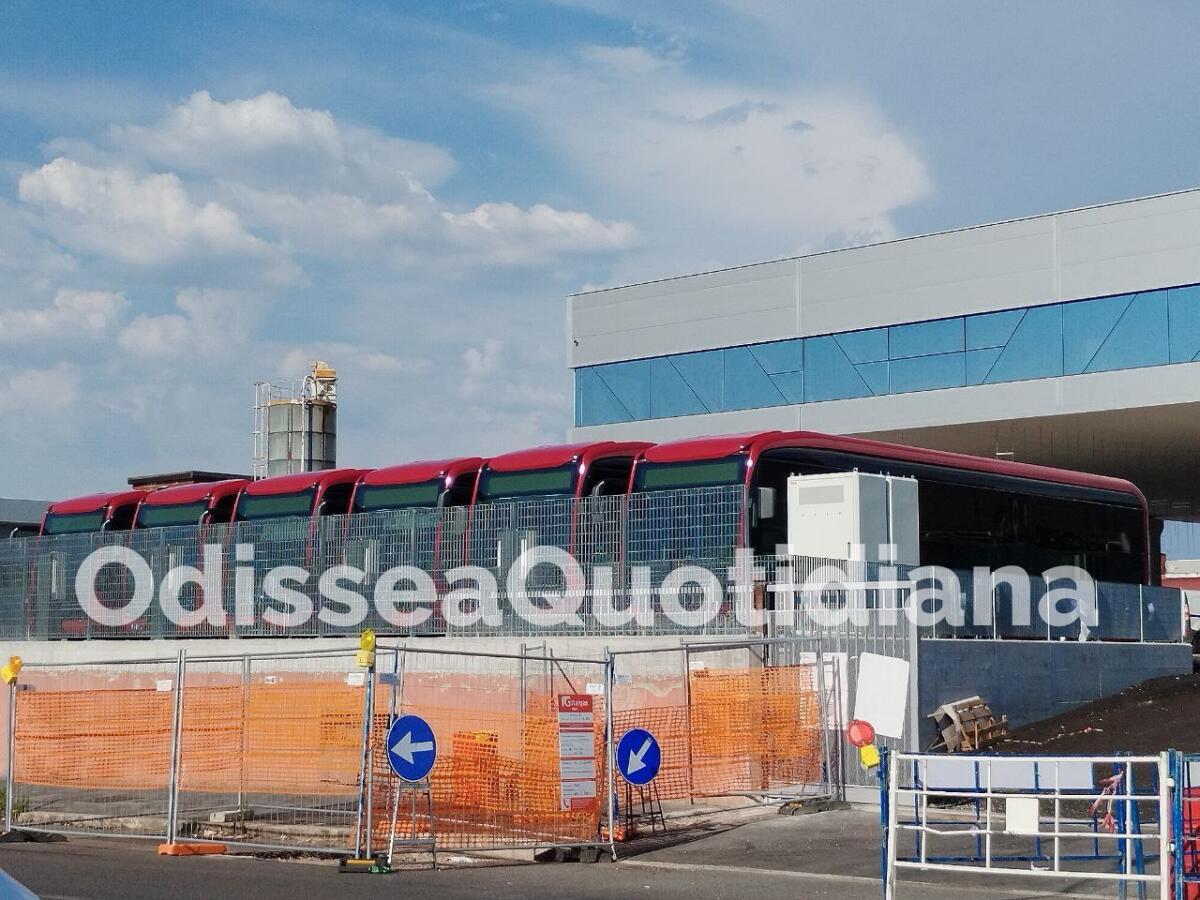 Rete bus periferica: avvistati i primi bus elettrici di Troiani - 