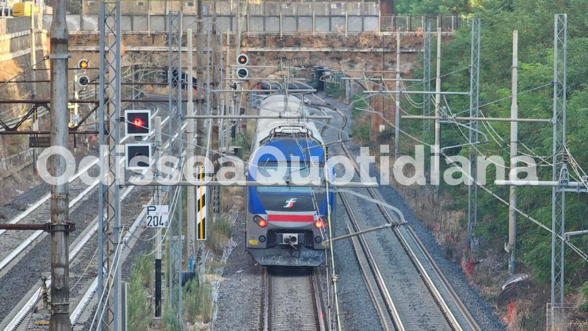 Trenitalia: finisce l’era del(l’inutile) check-in sui treni regionali - 