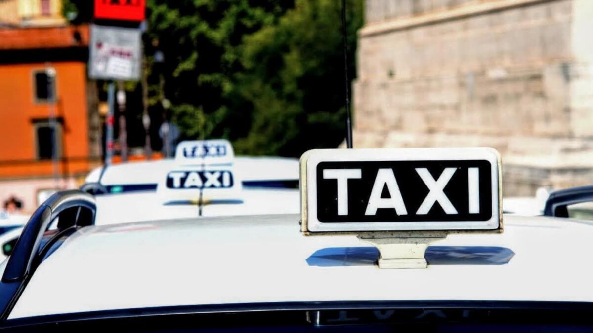 Roma: via alla gara per 1000 nuove licenze taxi - 