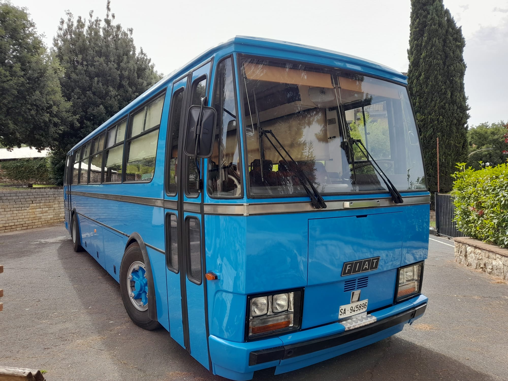 Iveco 370.12.26 V carrozzato Cameri