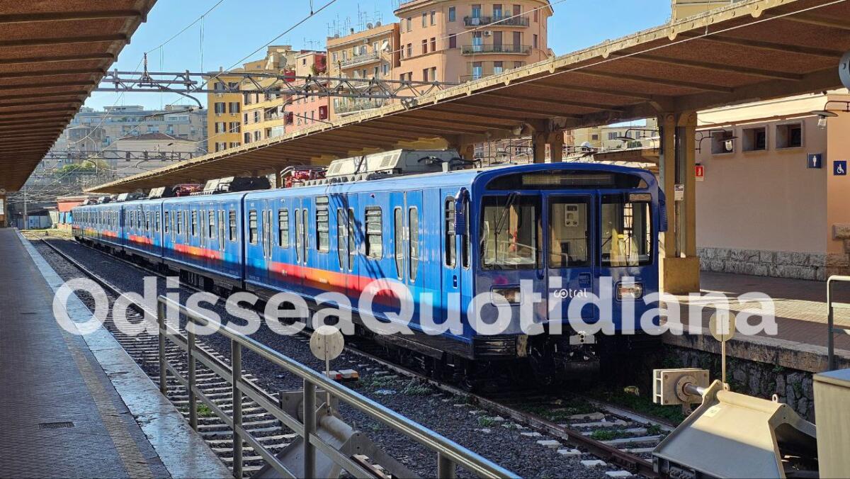 Roma-Lido: cominciano i collaudi per il primo MA200 revisionato - 