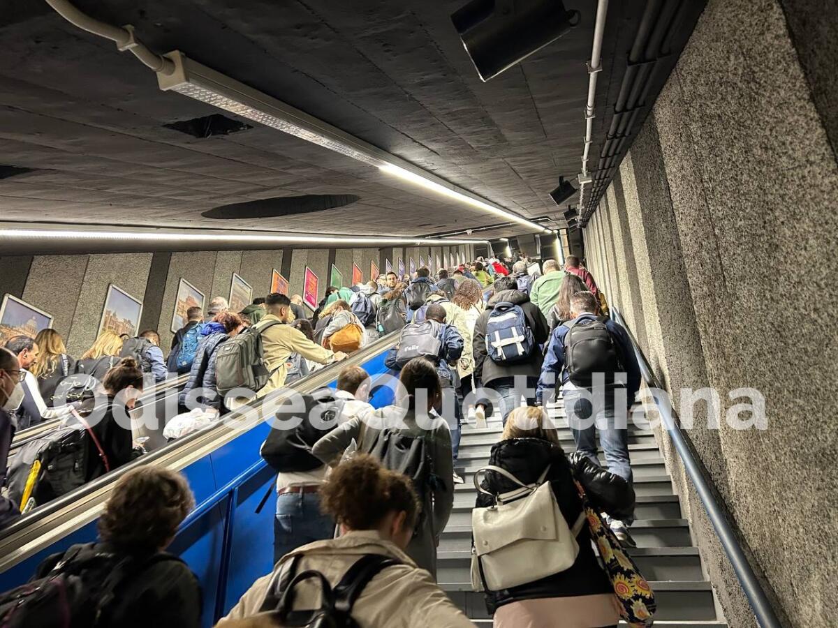 Metro B: servizio interrotto sull'intera linea - 