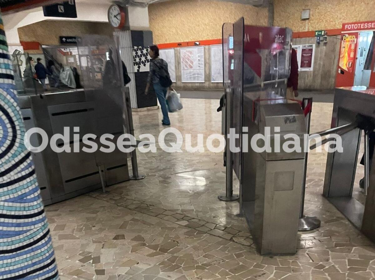 Roma: quell’annoso problema dei cancelli d’emergenza nelle stazioni metro - 