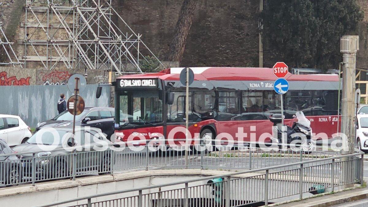 Atac: in servizio i nuovi bus a metano della rimessa Tor Sapienza - 