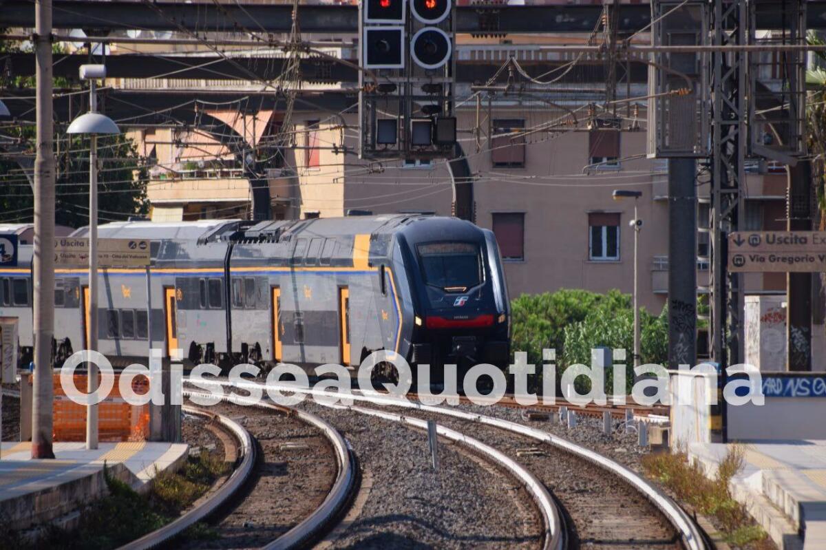 Ferrovie regionali: entrano in servizio altri 2 treni Rock per il Lazio - 