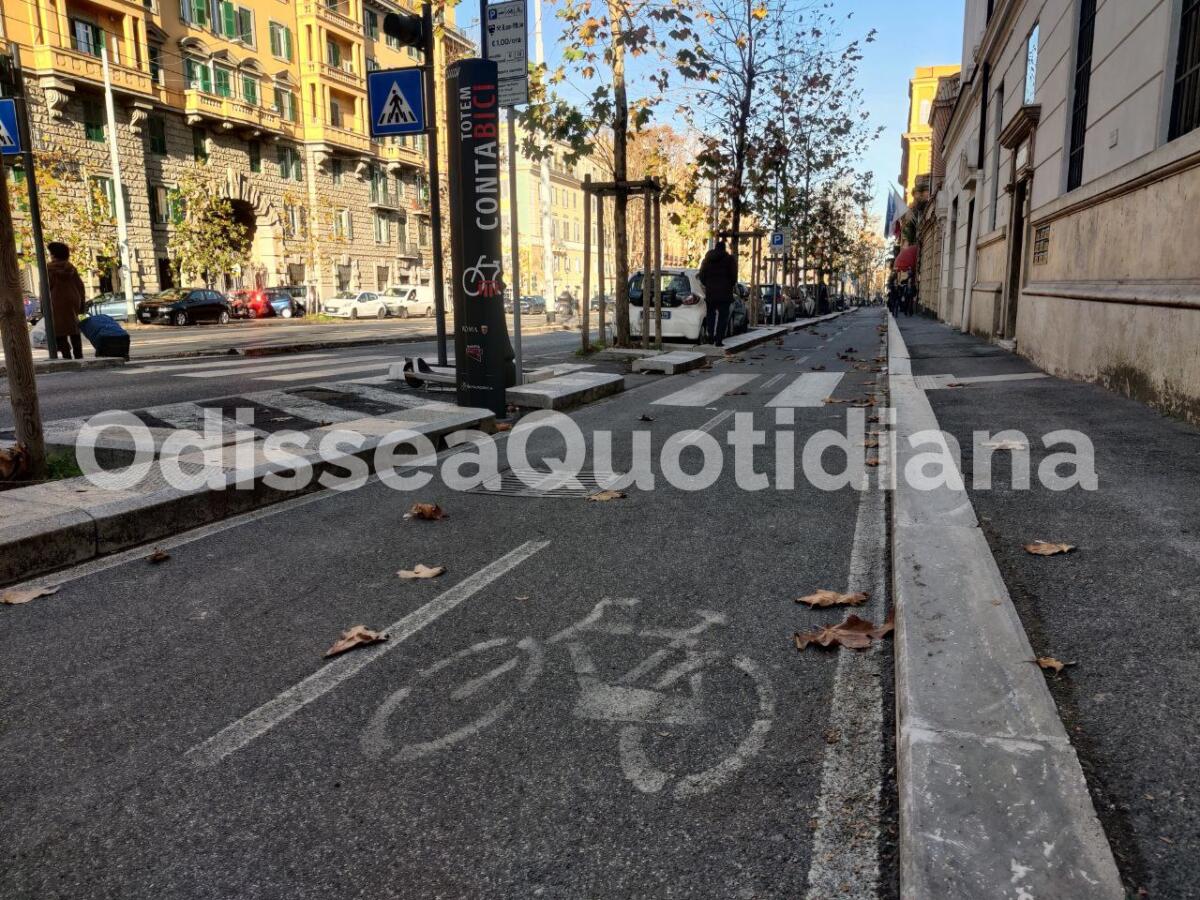 Mobilità a Roma: tra ottobre e novembre diminuiscono auto e pendolari, ma aumentano le biciclette - 