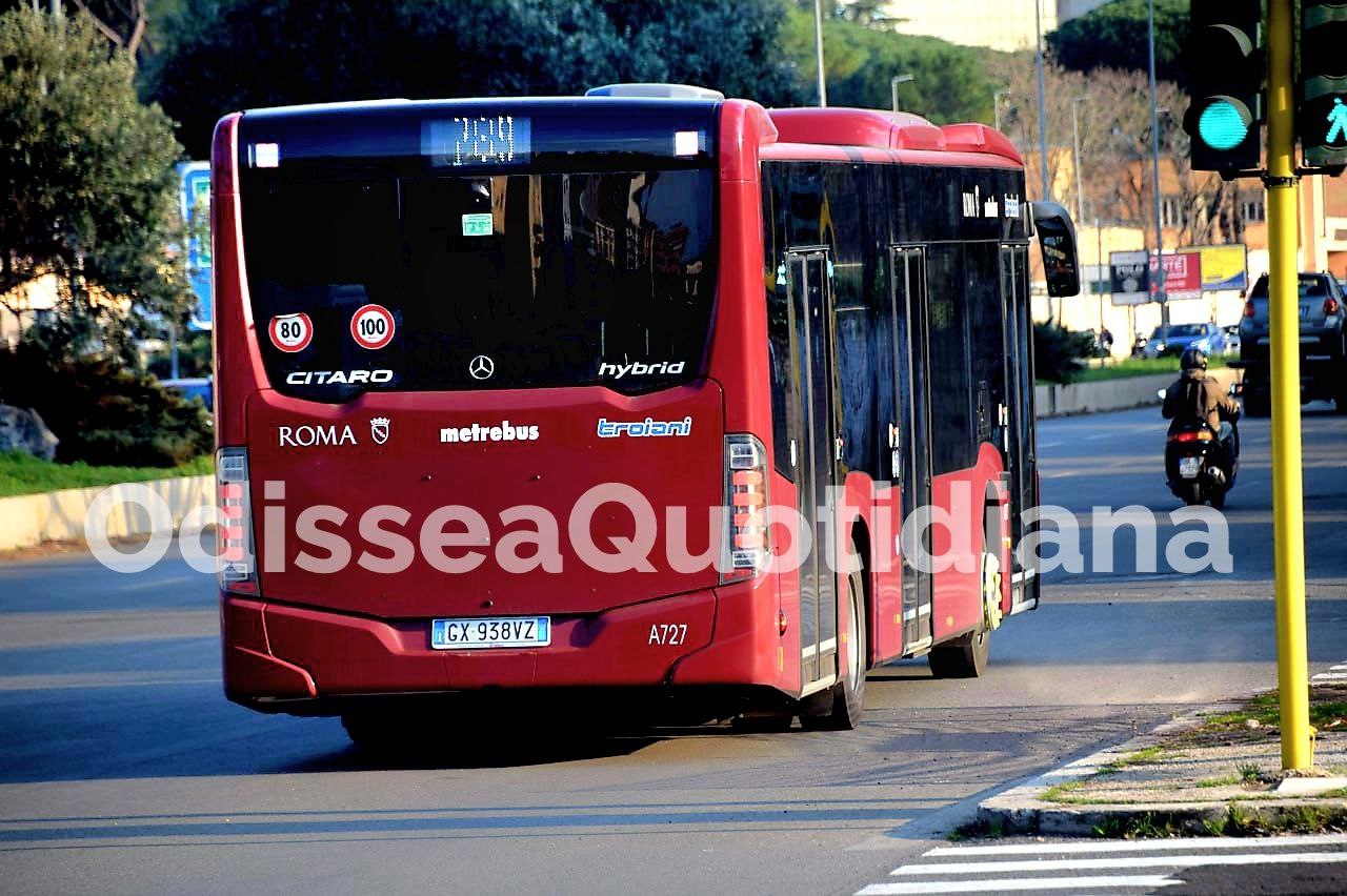Rete bus periferica: Troiani completa la dismissione dei bus della Roma TPL