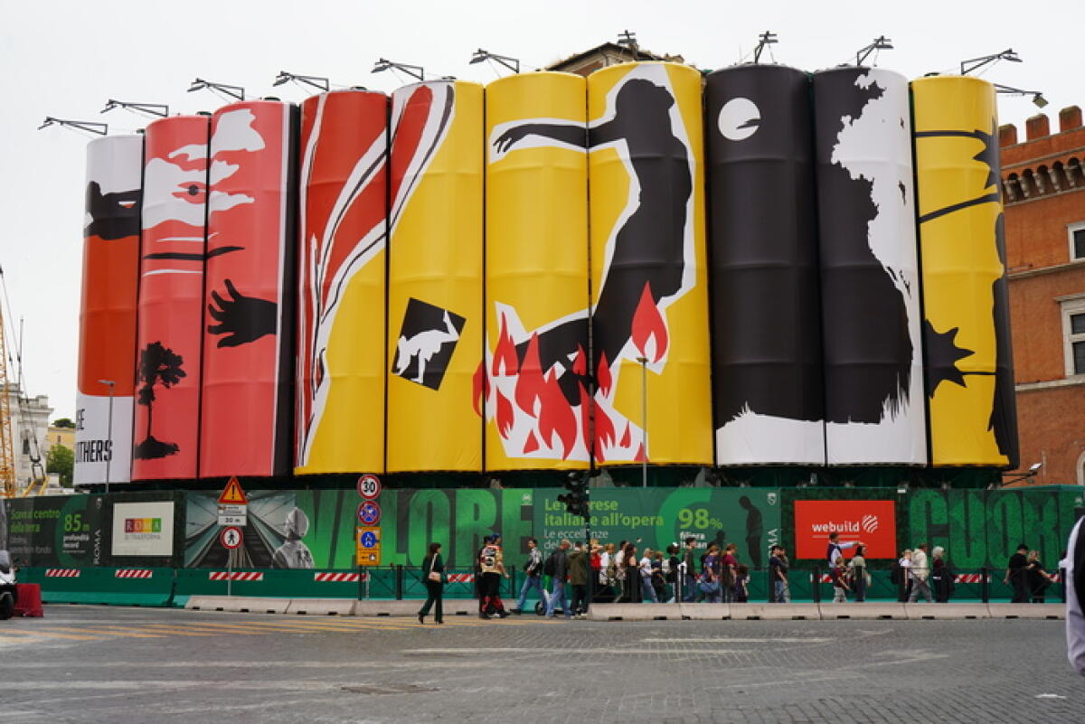 Metro C: arriva il secondo murales a piazza Venezia - 