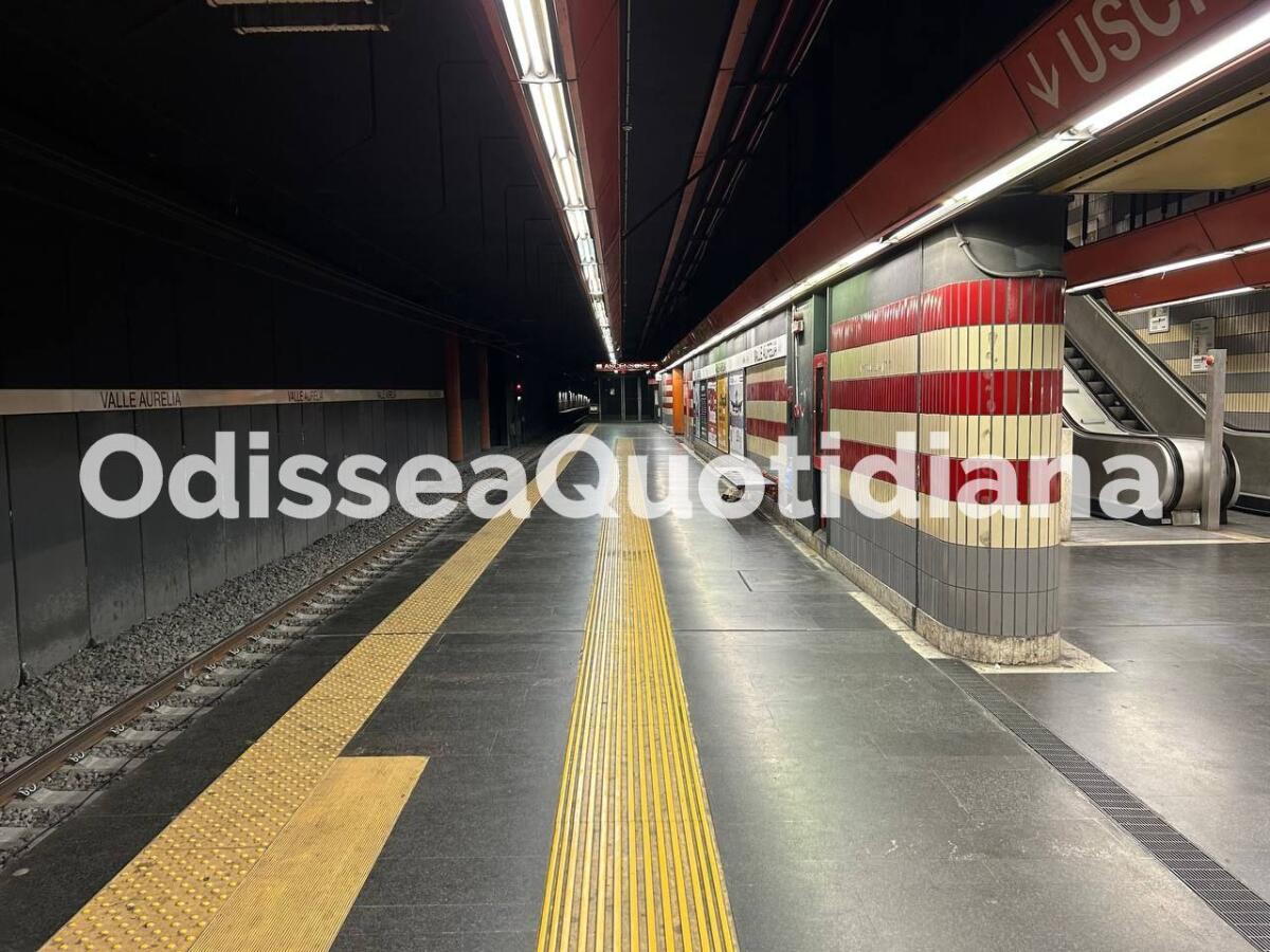 Metro A: avviato il rifacimento delle canaline portacavi - 