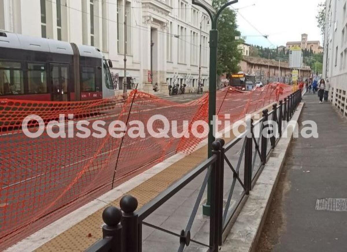 Tram: il cantiere infinito della fermata in via Induno - 
