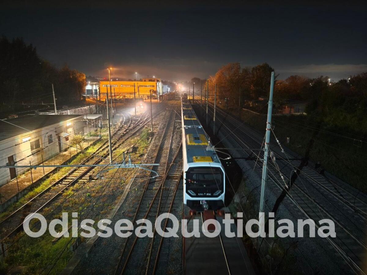 Metro B: Gualtieri vuole il nuovo treno per il compleanno - 