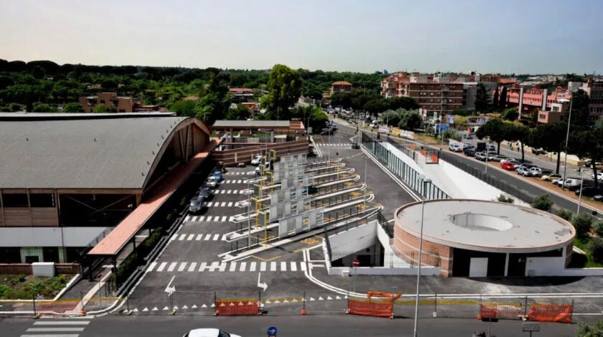 Metro A: si discute la riapertura del parcheggio di scambio Arco di Travertino - 
