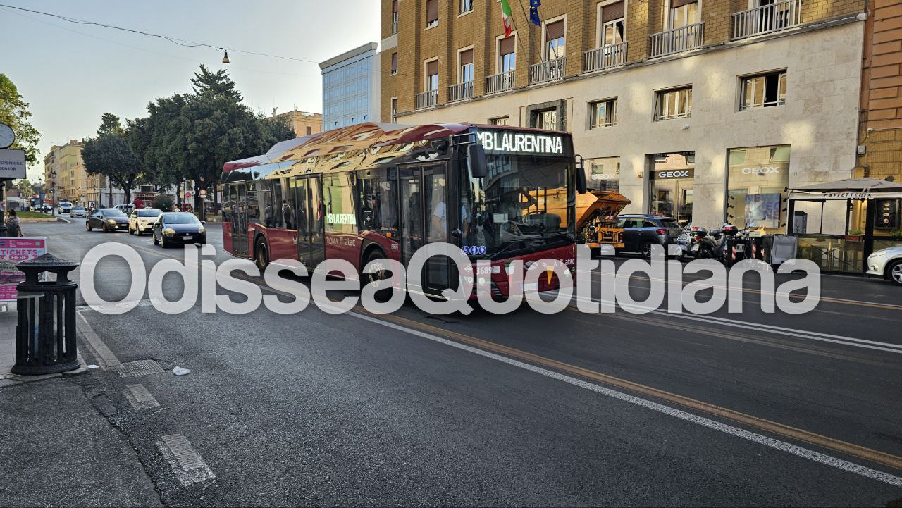 Metro B: oggi servizio dimezzato, come muoversi in città