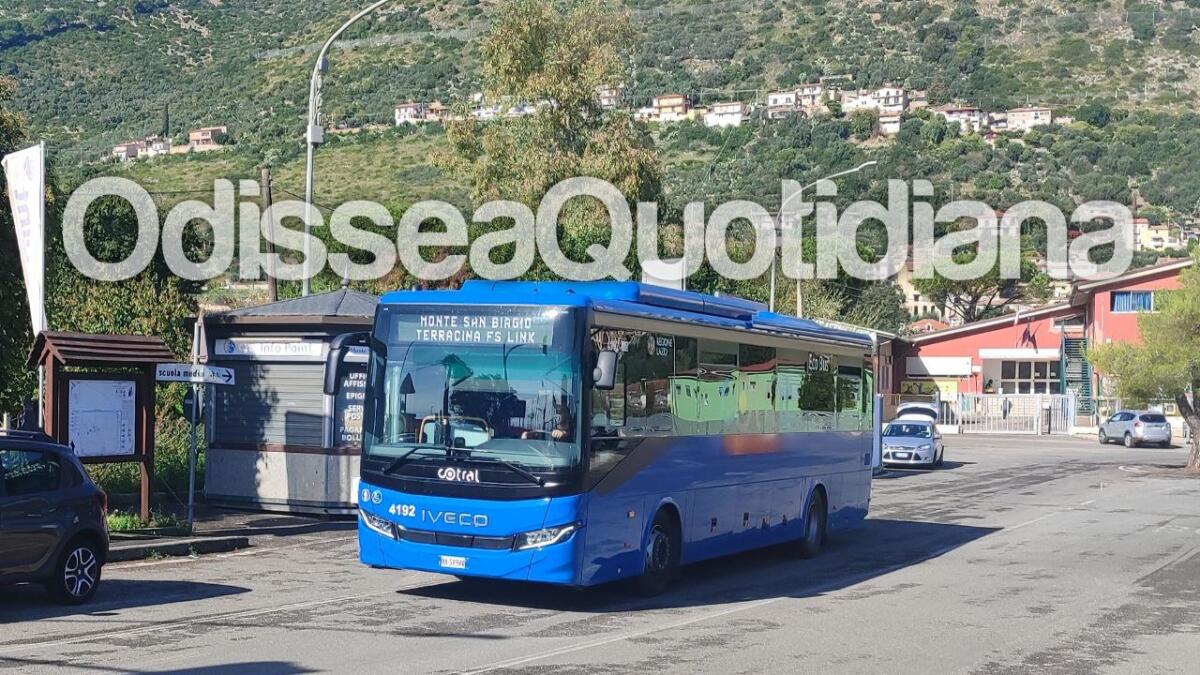 Natale in Tour 2025: viaggi gratuiti per i giovani del Lazio su Cotral e Trenitalia - 