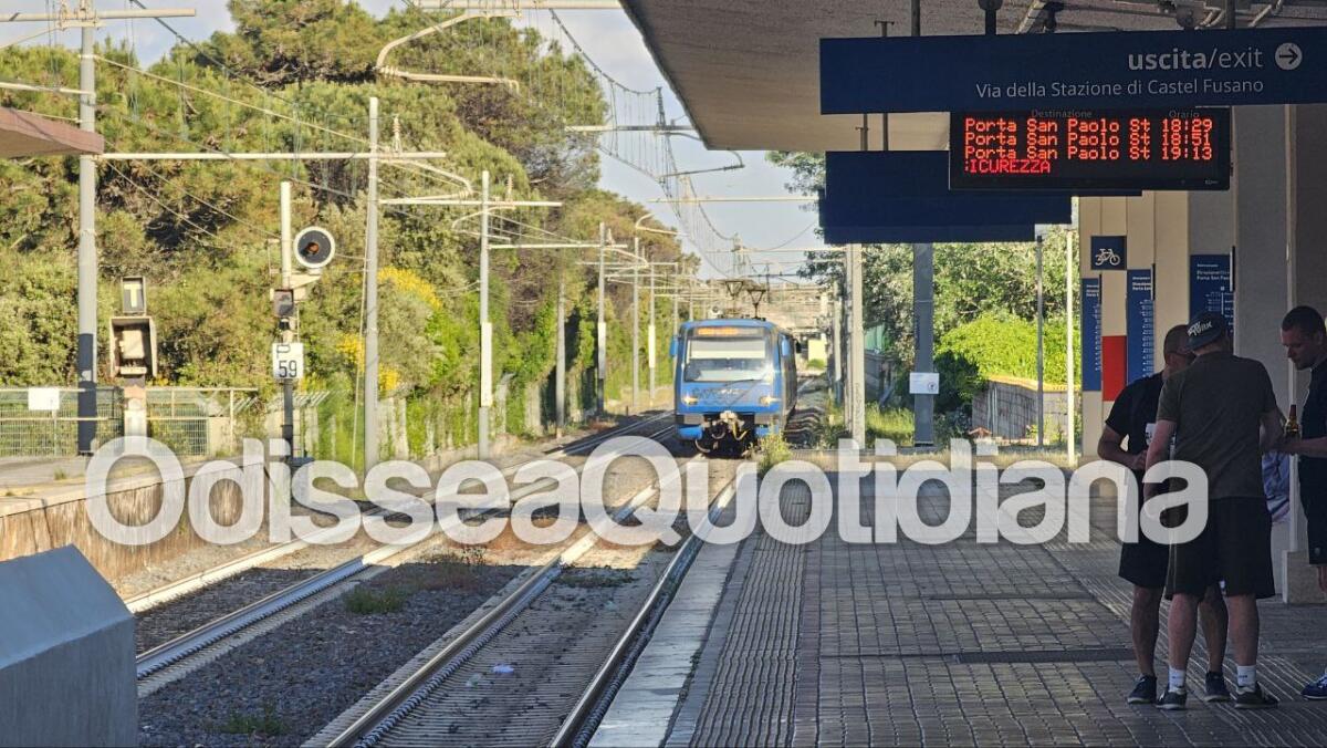 Roma-Lido: per migliorare sono necessari i treni espressi - 