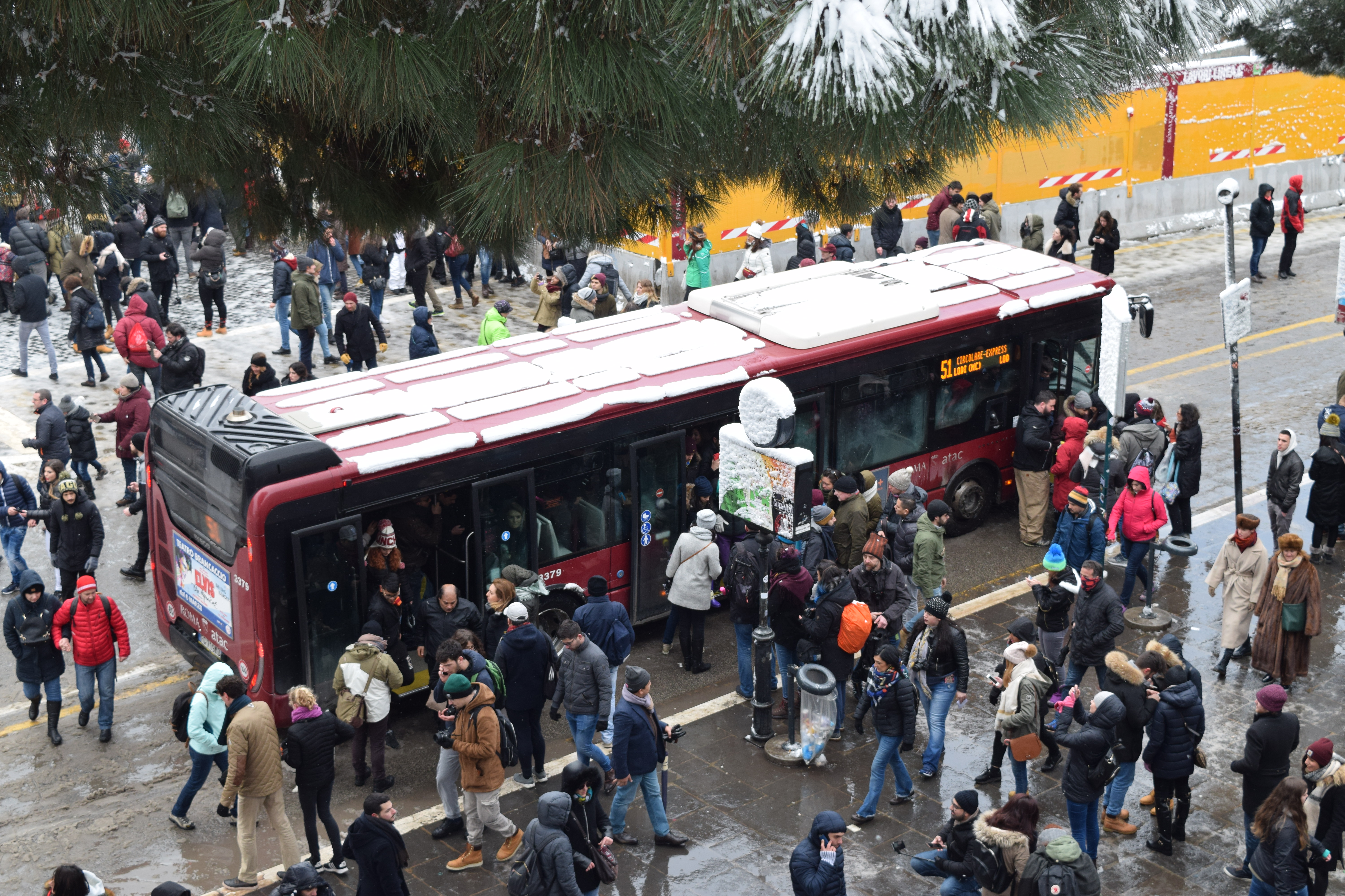 Natale 2025: il piano trasporti di Roma