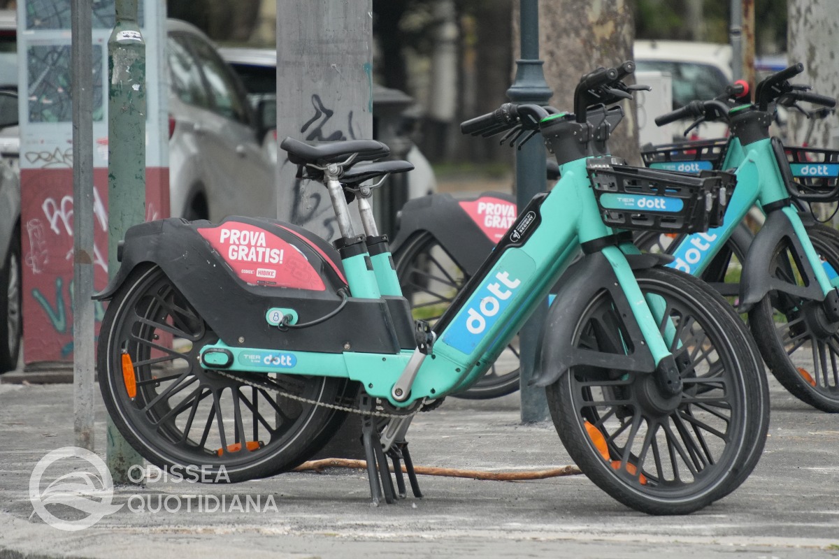 Sharing: gratuità automatica di bici e monopattini per gli abbonati Metrebus - 