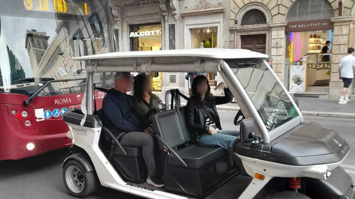 Golf car: la Regione Lazio ritira la norma del settore, vittoria dei tassisti - Foto Roma Today