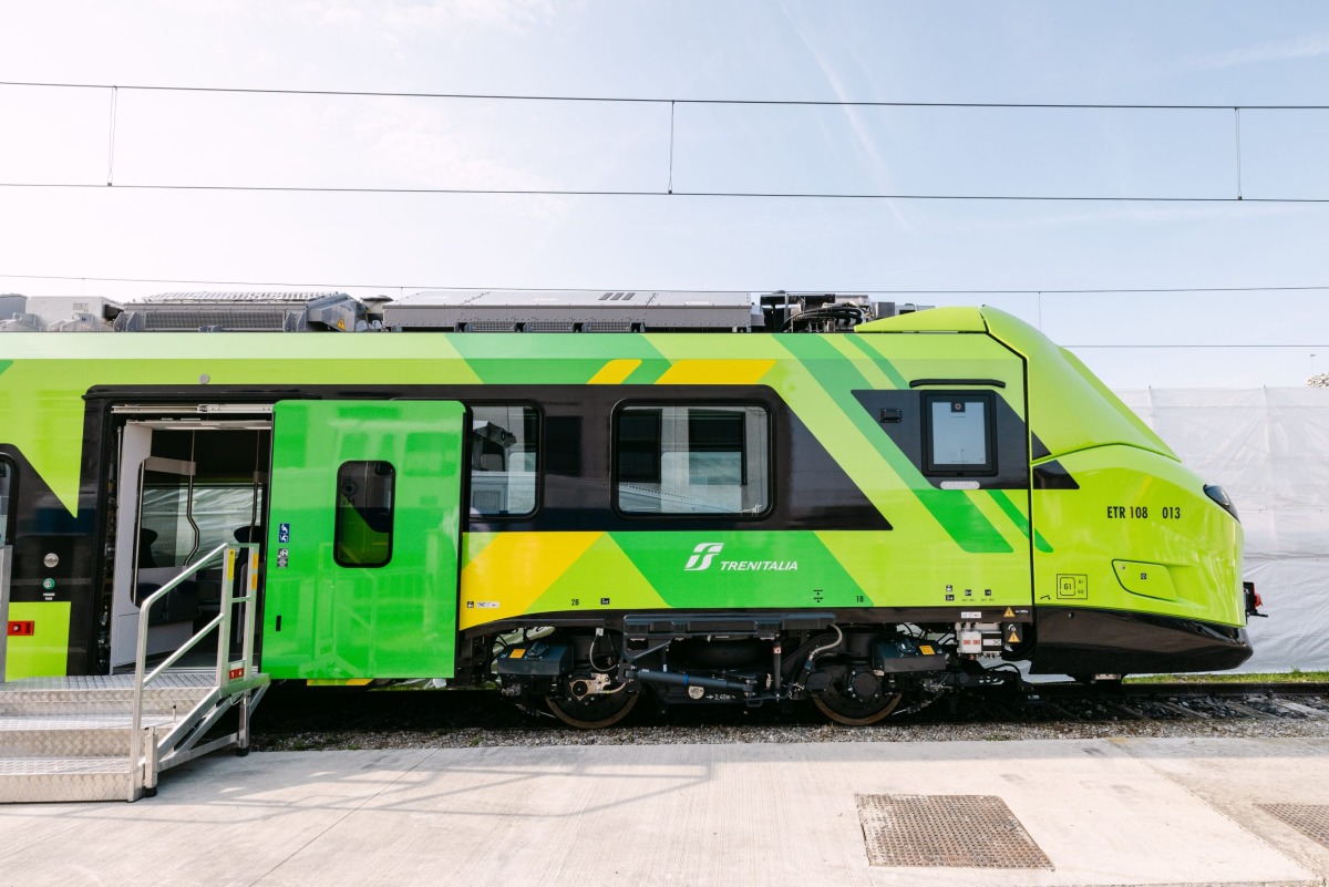 Ferrovie, consegnato il primo ETR 108 Coradia Stream: treno a 200 km/h per il Regionale - 