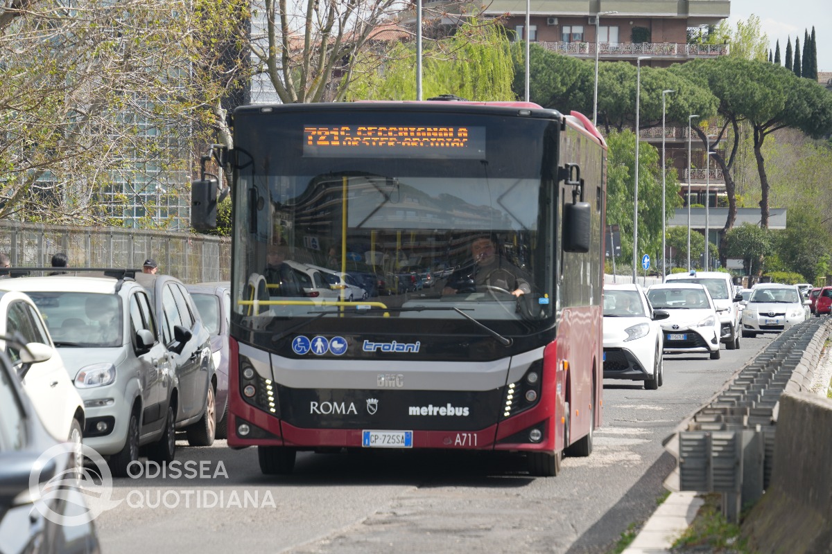 Autobus: cambiano 7 linee all'EUR e nel quadrante sud