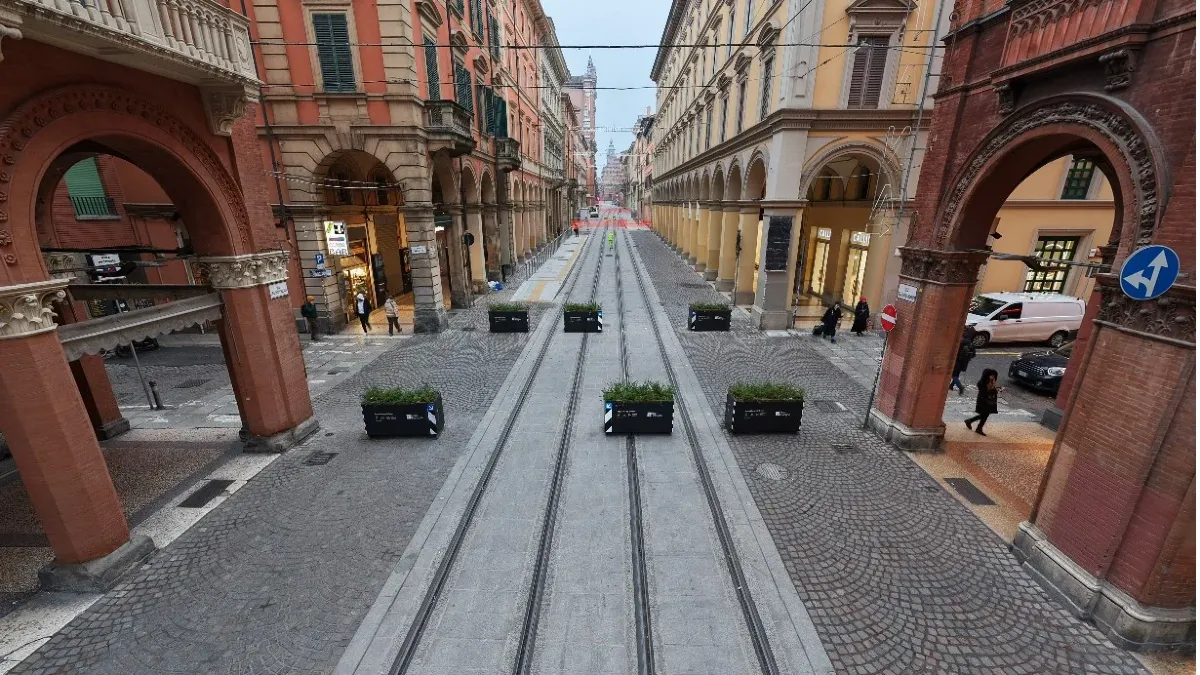 Via Ottaviano e via Indipendenza: due strade, due tram, due storie diverse - 