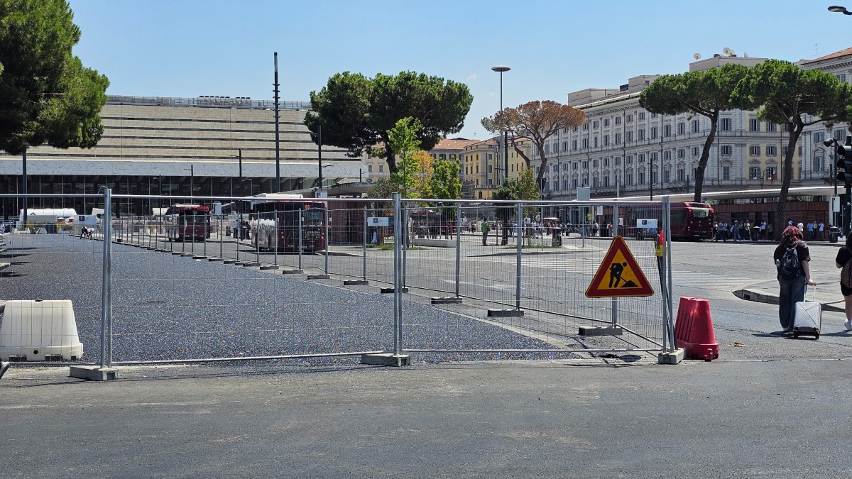 Termini: arriva il nuovo asfalto su piazza dei Cinquecento - 