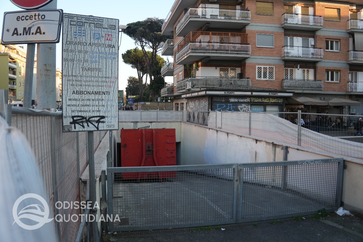 Parcheggio Cornelia: slitta la riapertura della struttura - 
