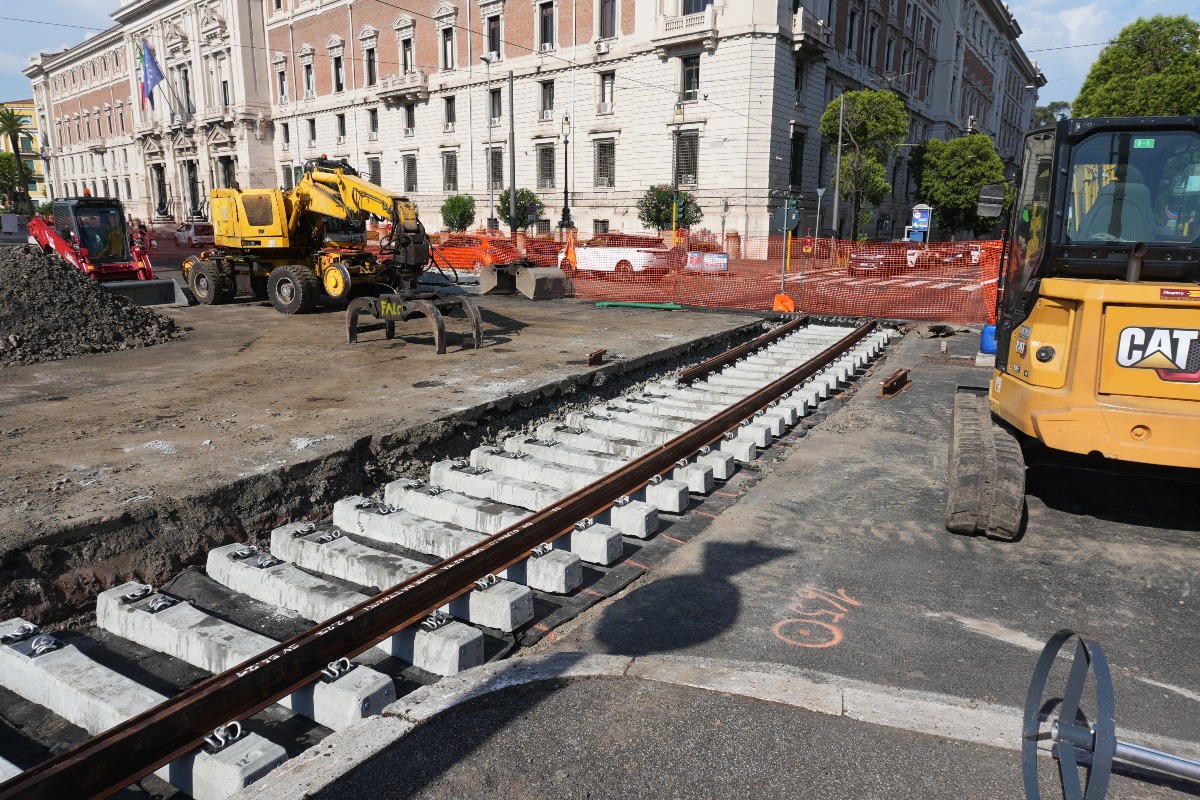 Tram: partono i lavori in via Aldrovandi - 