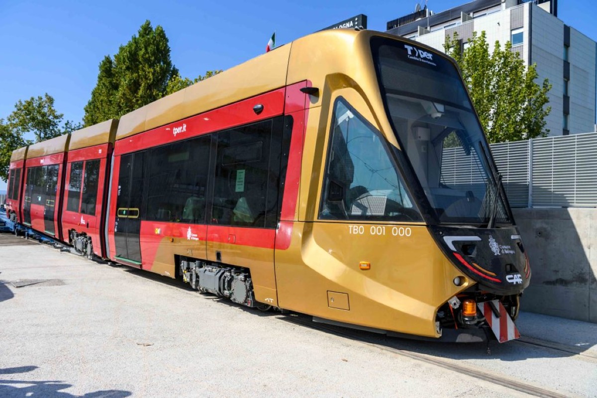 Tram Bologna: ecco come la Rossa e la Verde cambiano la cittá - 