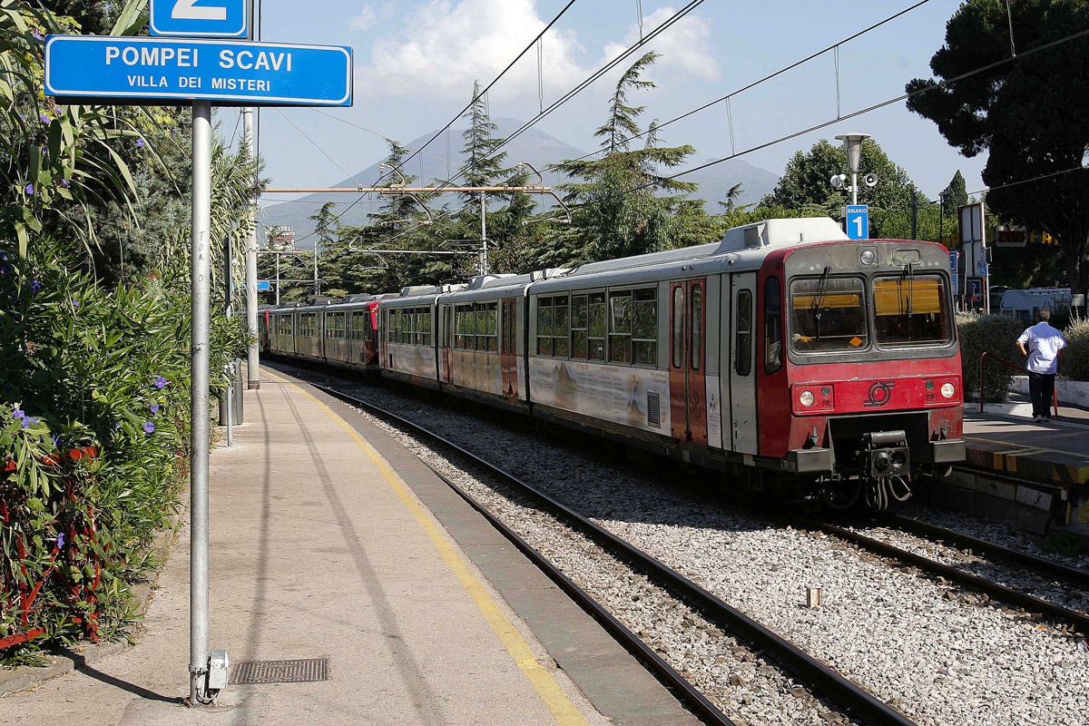Circumvesuviana: arriva la "diffida civica" dei comitati pendolari - 